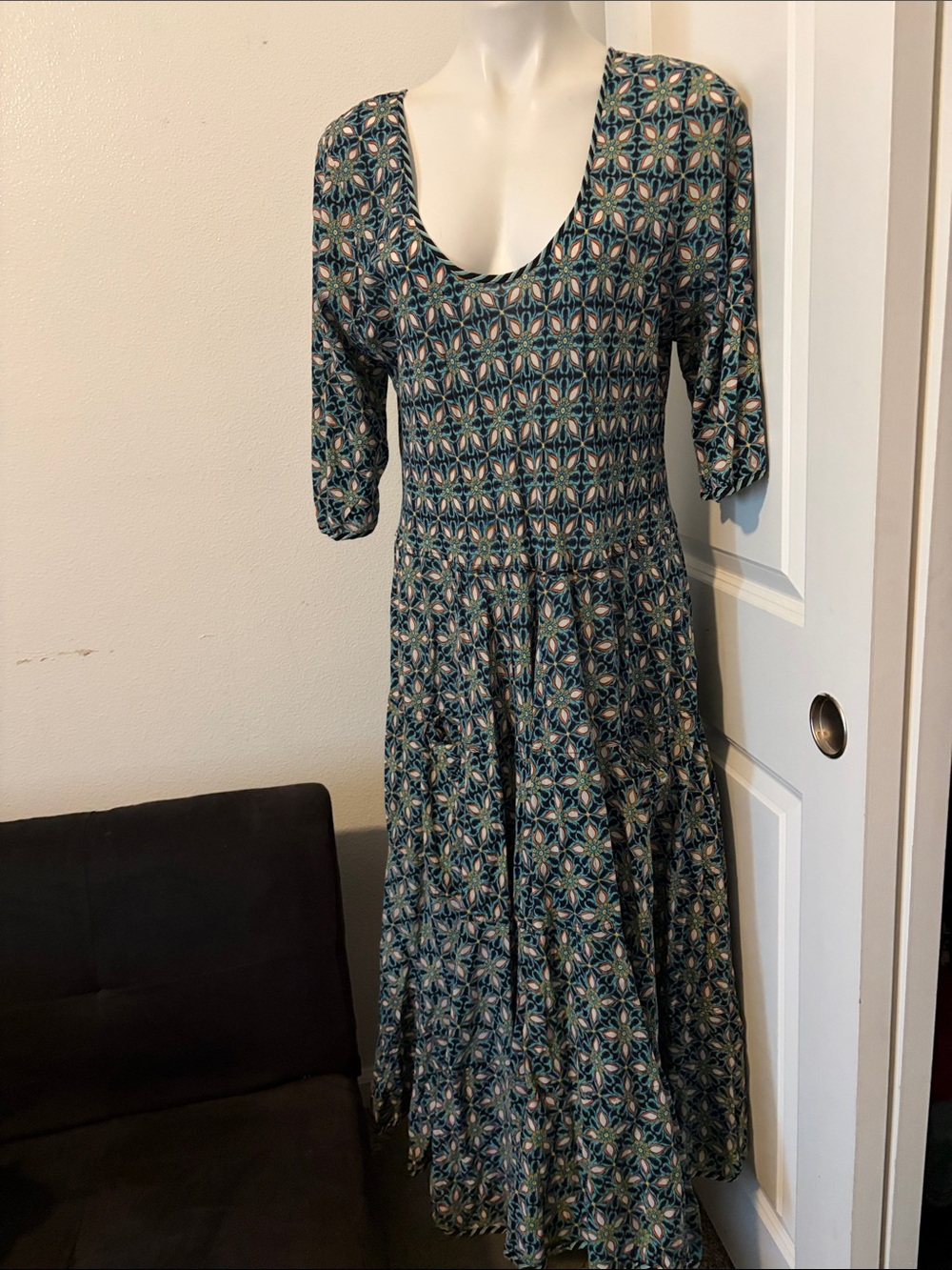 Floral Green Scoop-Neck Maxi Dress